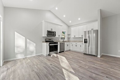 1108 Manahan Dr, Angola, IN 46703 - photo 7