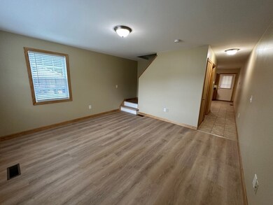 72 Biddle St unit 72, Springfield, MA 01129 - photo 5