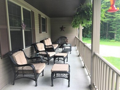 172 Shade Tree Ln, Franklin, PA 16323 - photo 2