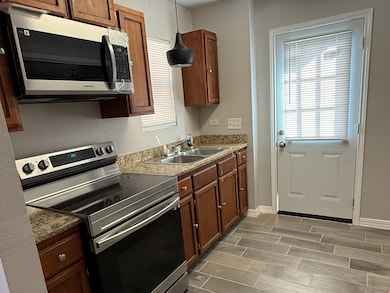 3105 Medio Ct, Laredo, TX 78046 - photo 4