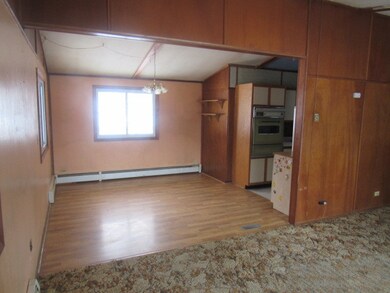 320 2nd St, Freeport, IL 61032 - photo 6