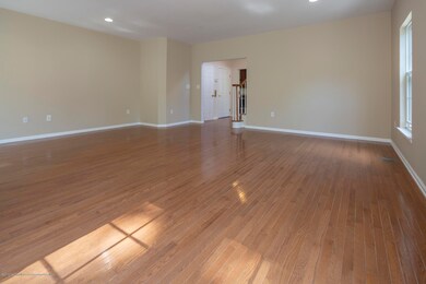 06_Living Room-6