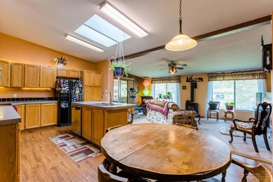 unlisted-address, Bend, OR 97702 - photo 2