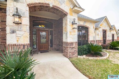 1327 Fredrick Ln, Temple, TX 76502 - photo 2