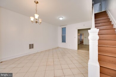 1302 N 11th St, Reading, PA 19604 - photo 2