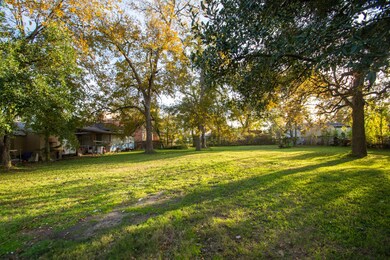 3146 Crandon St, Houston, TX 77026 - photo 3