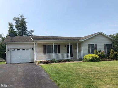 14 Elisha Ct, Bunker Hill, WV 25413 - photo 2