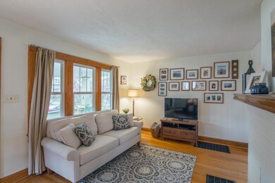 47 E Beechwold Blvd, Columbus, OH 43214 - photo 6