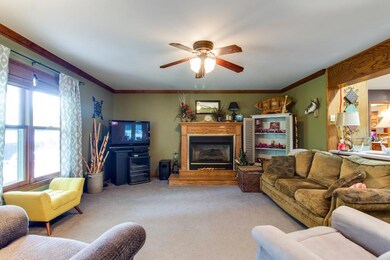 Spacious living area w/ gas fireplace 