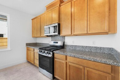 8048 Angsley Dr, Elk Grove, CA 95757 - photo 4