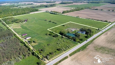8761 Wildcat Rd, Jeddo, MI 48032 - photo 4
