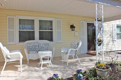 4 Entry Porch