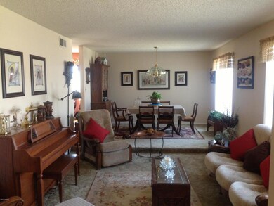 living room / dining room