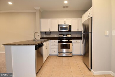 12945 Centre Park Cir unit 301, Herndon, VA 20171 - photo 2