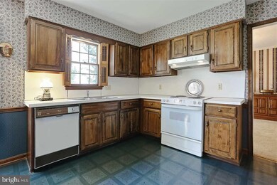 332 Wister Cir, Mechanicsburg, PA 17055 - photo 5