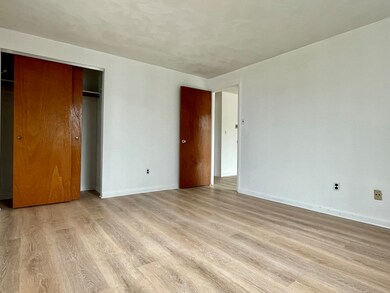 79 Central St unit 10, Waltham, MA 02453 - photo 6