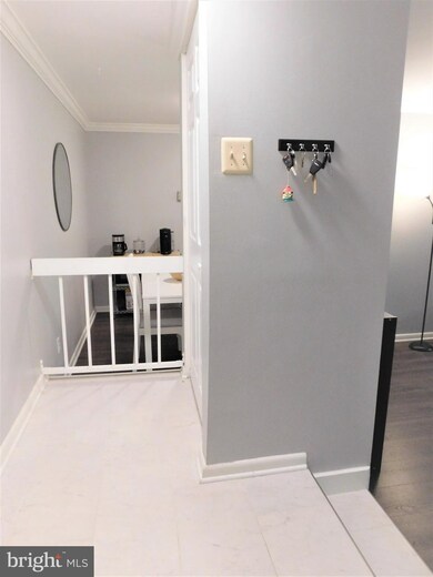 Chestnut Grove Condominiums unit 11244-354, Reston, VA 20190 - photo 2