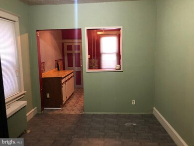 1353 Carl Miller Blvd, Camden, NJ 08104 - photo 2