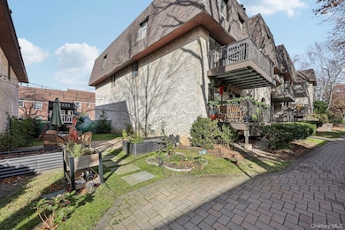 107 N Broadway unit 113, White Plains, NY 10603 - photo 4