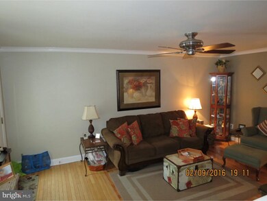 267 Woodbridge Rd, Clifton Heights, PA 19018 - photo 5