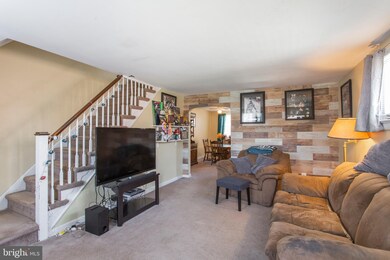 120 Stratford Rd, Glenolden, PA 19036 - photo 2