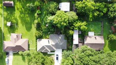 30802 Mckinney Dr, Tomball, TX 77375 - photo 2