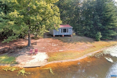 276 Deepwood Farm Dr, Scottsville, VA 24590 - photo 7