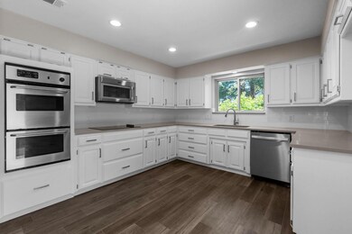 3620 Harwood Ct, Bedford, TX 76021 - photo 7