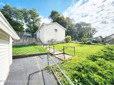 547 Chestnut St unit 549, Dunmore, PA 18512 - photo 5