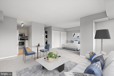 Park Princess/Logan Park unit 508, Washington, DC 20005 - photo 3