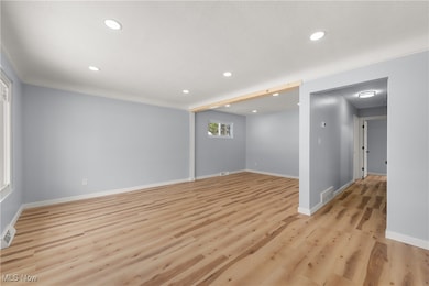 5943 Porter Rd, North Olmsted, OH 44070 - photo 4