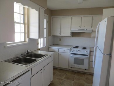 7346 El Barco Rd unit 5, Jacksonville, FL 32216 - photo 4