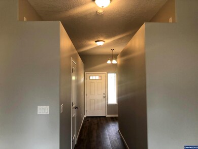 1943 14th Ave SW, Albany, OR 97321 - photo 4