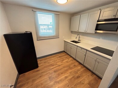 311 N 16th St unit 17, Las Vegas, NV 89101 - photo 7