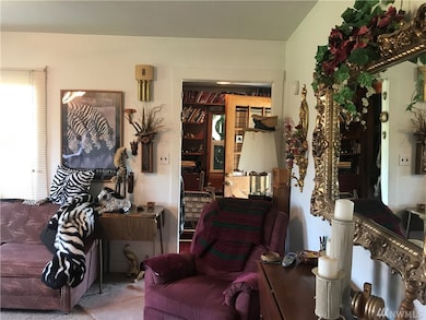 338 11th St NE, East Wenatchee, WA 98802 - photo 7