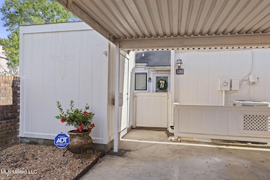 10-web-or-mls-151 Lakebend-10