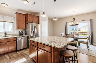 019_K 3699 Winding Path Dr040