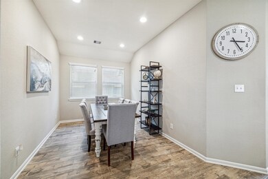 A view of the breakfast room that can be a formal