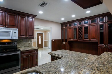 9585 Affirmed Ln, Boca Raton, FL 33496 - photo 6