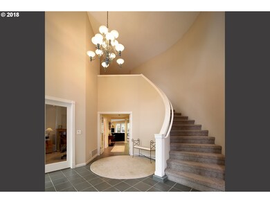 2040 Tanner Creek Ln, West Linn, OR 97068 - photo 2