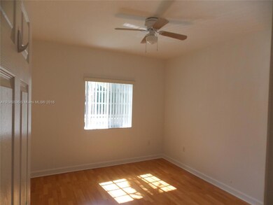 11435 NW 71st St, Doral, FL 33178 - photo 4