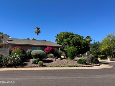 1614 E Echo Ln, Phoenix, AZ 85020 - photo 3