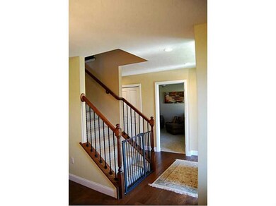 Entry/Foyer.