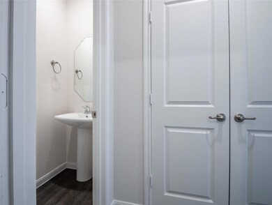 3951 Oak Creek Cir, Denison, TX 75020 - photo 7