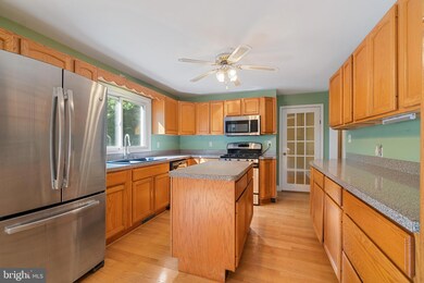 8300 Jacobs Rd, Severn, MD 21144 - photo 7