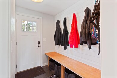 864 Peco Rd, Grants Pass, OR 97526 - photo 6