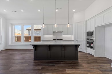 1303 Beach Blvd, Sherman, TX 75090 - photo 4