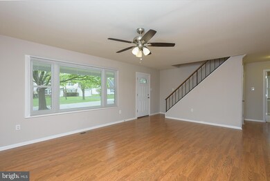 12714 Hoven Ln, Bowie, MD 20716 - photo 5