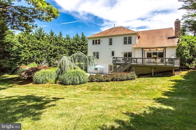 10802 Piney Pond Dr, Great Falls, VA 22066 - photo 7