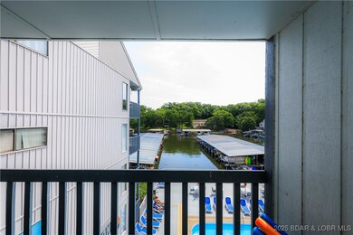 1442 Nichols Rd unit 301, Osage Beach, MO 65065 - photo 3